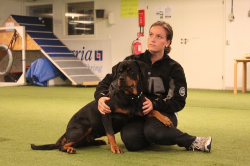 Philippa med sin fina rottweiler Kelly. Dagen efter clinicen blev de uppflyttade till eliten! Stort grattis!